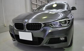 BMW318i