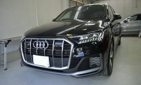 アウディ Q7　カーコーティング施工事例　豊島区　Ｉ様