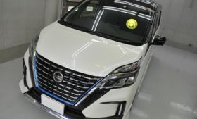 日産　セレナ　ガラスコーティング、磨き施工例　葛飾区　M様