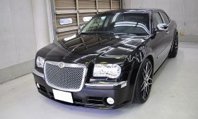 クライスラー 300C　ガラスコーティング施工例　江東区　Ｓ様