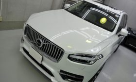 ボルボXC90　ガラスコーティング　磨き　施工例　葛飾区から　Ｋ様