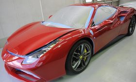 フェラーリ 488 GTB　ガラスコーティング施工日誌