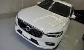 ボルボXC60　ガラスコーティング、磨き施工事例　葛飾区から　S様