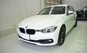 BMW 330e