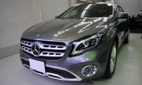 メルセデスベンツ GLA220