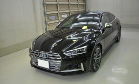 アウディ S5