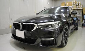 BMW 523i