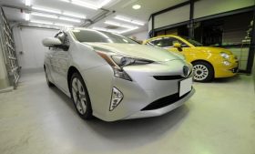 トヨタ　プリウス