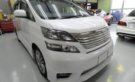 トヨタ　ヴェルファイア