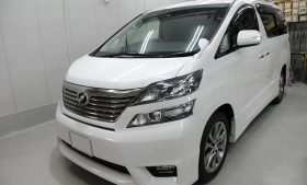 トヨタ　ヴェルファイア