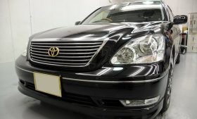 トヨタ　セルシオ