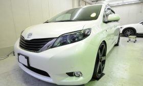 トヨタ　シエナ