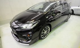 トヨタ　プリウス